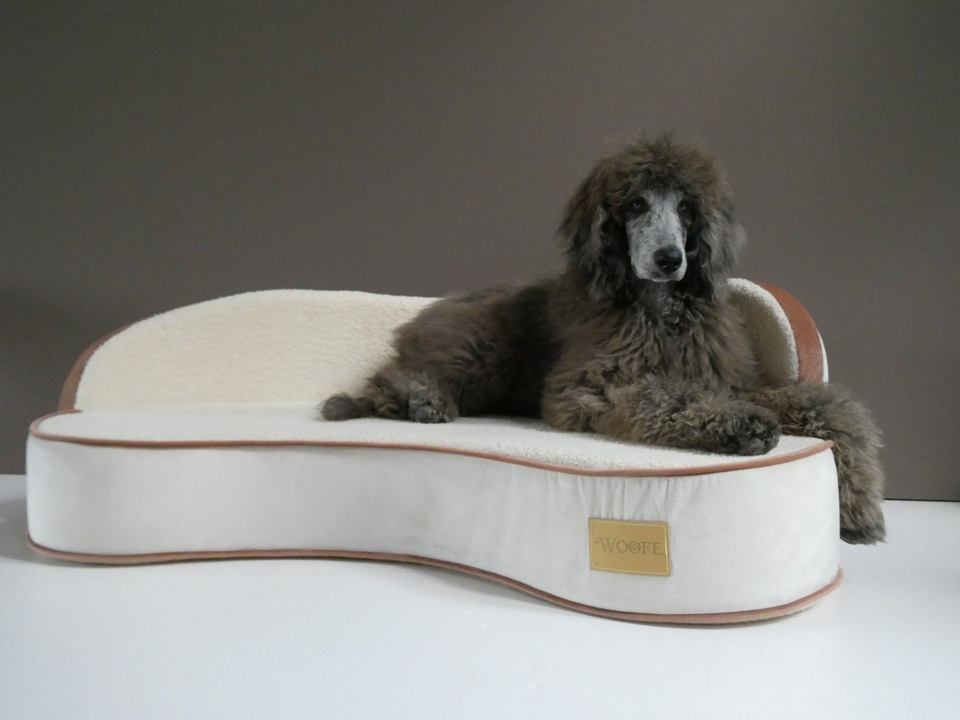 De Maisonette Hondenbank - Pre-order